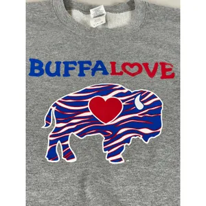 Gildan Activewear Womens Gray “Buffalo Love” Sweatshirt Size S thumbnail 2