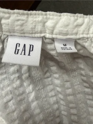GAP White Seersucker Textured Button Front Peasant Blouse Size Medium thumbnail 6
