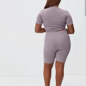 Everlane NWT Seamless High Rise Ribbed Bike Short Women's Sz XS/S Dusty Lavender thumbnail 2