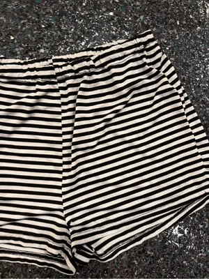 Ekouaer Black White Striped Sleep Shorts Size Medium thumbnail 2