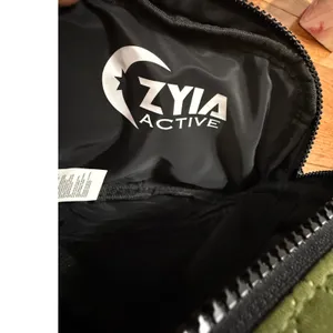 Zyia Forest Diamond Stitch Crossbody Bag Quilted Fanny Pack Waist Bag Adjustable thumbnail 8