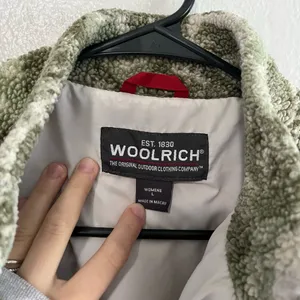 [Woolrich] Vintage Women’s Maple Leaves Jacket- Size Large thumbnail 7