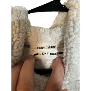 DKNY Sport White Patriots Cropped Teddy Bear Pullover Sweatshirt Womens Large thumbnail 8