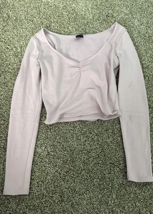 Pretty pink crop long sleeve top Size XS thumbnail 1