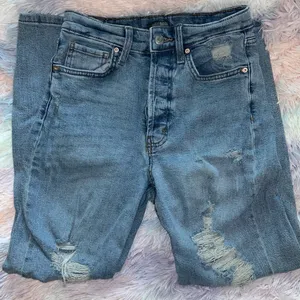 Wild Fable Light Wash High Rise Straight Leg Jeans thumbnail 2