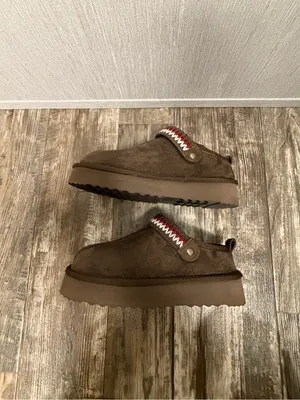 Women’s Brown FauxSuede Slip-On Loafers with Red & White Accent Strap Size 9 thumbnail 10