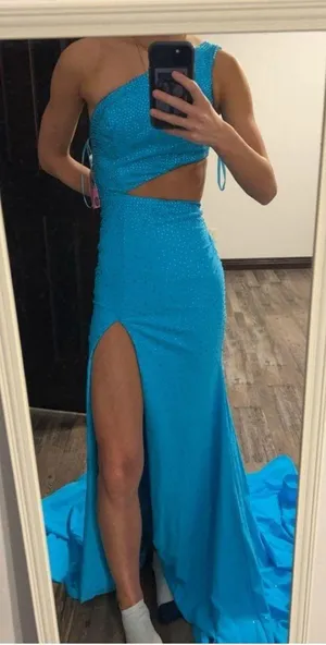 Ashley Lauren Prom Dress thumbnail 1