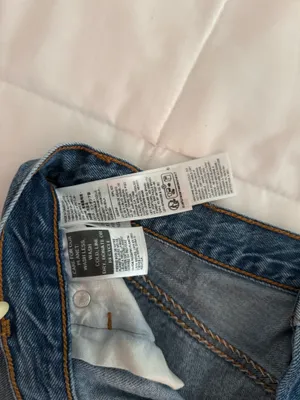 Levi’s 501 Jeans High-Rise Straight Leg thumbnail 4