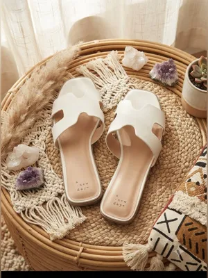 a New Day Womens Nina Wide Width H-Band Slide Sandals 92244961 White 10W thumbnail 2