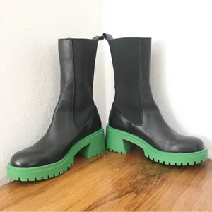 STEVE MADDEN Leather Chelsea Midi Boot Size 6 Black Platform Lug Sole Block Heel thumbnail 3