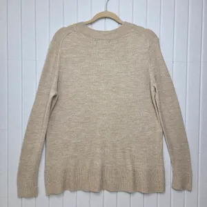 Banana Republic Beige V-Neck Sweater Size‎ M thumbnail 4