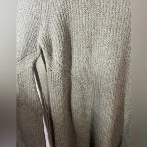 Chelsea28 bell sleeve wool blend sweater Size Small Green Cozy Cute Boho thumbnail 3