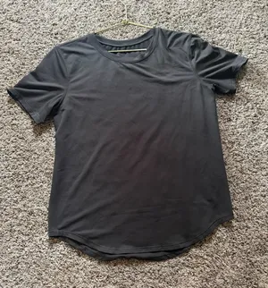 Size 4 Lululemon Athletic Shirt thumbnail 1