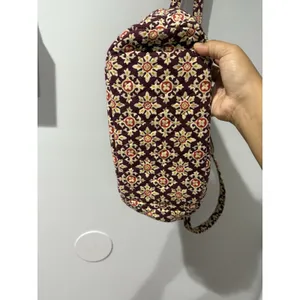 Vera Bradley Retired Medallion Shoulder Tote Burgundy Lunch Bag‎ Wristlet thumbnail 7