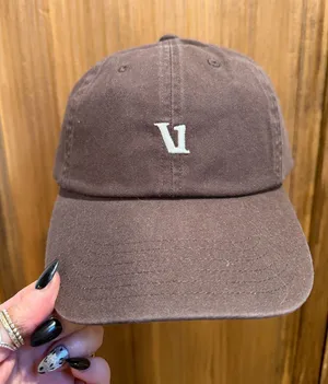 Vuori coffee brown women’s baseball cap hat brand new with tags thumbnail 1