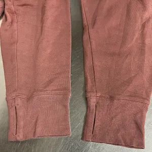 JoyLab Dusty Rose Sweatshirt with Thumb Holes - Size XL - GUC thumbnail 4