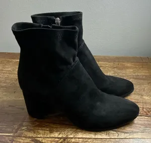 Marc Fisher Black Suede Booties size‎ 6.5 thumbnail 1
