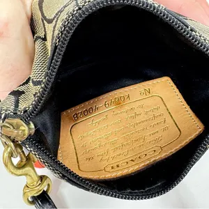 Coach 40028‎ Signature Logo Jacquard Corner Zip Wristlet Pouch Tan Black thumbnail 6