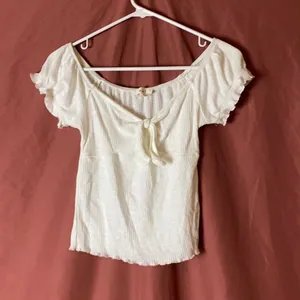 Urban Outfitters WHITE RIBBED BASIC BLOUSE thumbnail 1