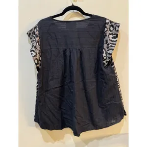 Savannah Jane Embroidered and Sequin Top Plus Size‎ 1X Animal Floral Print thumbnail 6