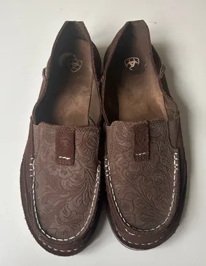 Ariat cruiser slip-on shoes in brown floral embossed thumbnail 1