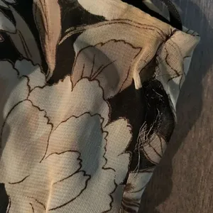 Floral midi dress Size 6 thumbnail 4