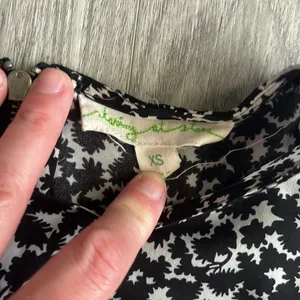 Staring at Stars Black and White Dress Size XS thumbnail 2