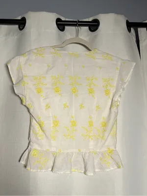 Abercrombie & Fitch Yellow White Floral Short Sleeve Blouse Size Small thumbnail 3
