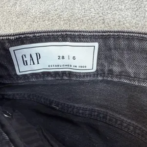 GAP Women's Size 6 / 28 Black Wash Denim Maxi Skirt Raw Hem Front Slit Stretch thumbnail 5