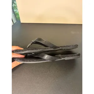 GBG Los Angeles Black Leather Thong Sandals Size 6.5 thumbnail 3