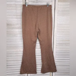 COLSIE Knit Lounge Set Pants & Cropped Button Front Top-Large thumbnail 5