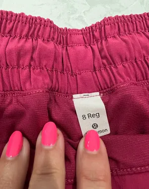 Lululemon Hotty Hot Short 2.5” Pink thumbnail 2