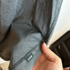 REI Nwt Women’s Gray Lightweight Crewneck thumbnail 4