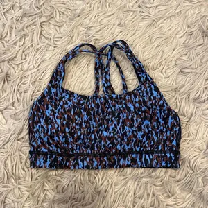 Lululemon energy bra size 6 thumbnail 3