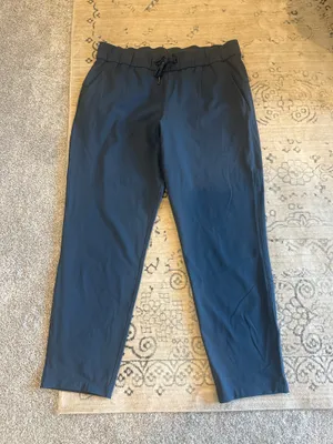 Lululemon Women’s Trouser Pants thumbnail 1