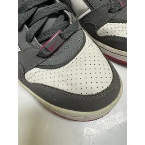 Nike Air Prestige III 394656-166 Ladies Sz. 7.5 Gray Pink White 38.5 EU 5‎ UK thumbnail 9