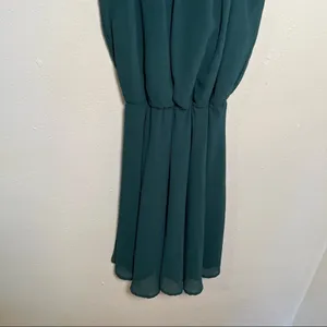 Miami Womens Sz XS Sleeveless Fit & Flare Dress Green Pleated Keyhole Francescas thumbnail 4