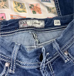 BKE Sabrina Jeans thumbnail 4