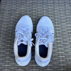 Nike Downshifter 12 Womens Running Shoes White Pink Sz 6.5 thumbnail 5