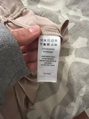 Cute silk skirt/shorts Tan thumbnail 4