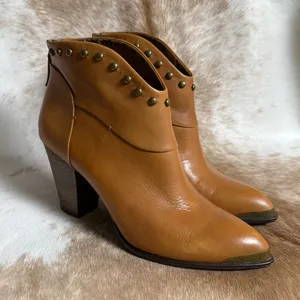 B MAKOWSKY QUINCY‎ LEATHER ANKLE BOOTS Size 8 B45 thumbnail 4