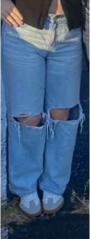 Straight Leg American Eagle Jeans thumbnail 1