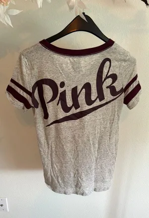 Victoria's Secret PINK Heather Gray Logo Tee shirt Size XS thumbnail 2