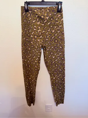 Offline by Aerie High-Rise 7/8 Leggings Medium thumbnail 2