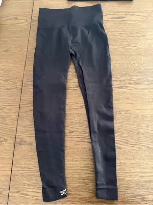 SET Active SportsBody Black Leggings with Matching Bra thumbnail 5