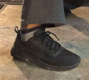 Nike Air Max Motion  thumbnail 1