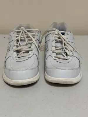 Women's New Balance 577 White Leather Walking Shoes Lace-Up Size 10 2E Wide thumbnail 2