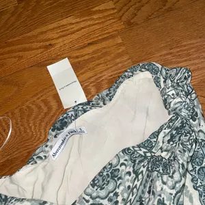 Abercrombie asymmetrical top thumbnail 3