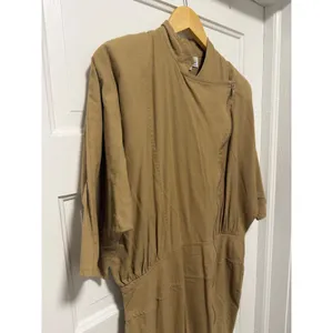 Vintage NEWS from California Asymmetrical Zip Midi Dress Tan Dolman Sleeve L thumbnail 9