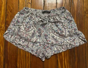 Brandy Melville Shorts thumbnail 1